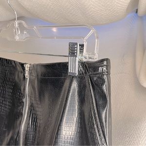 pleather / faux leather zip up skirt